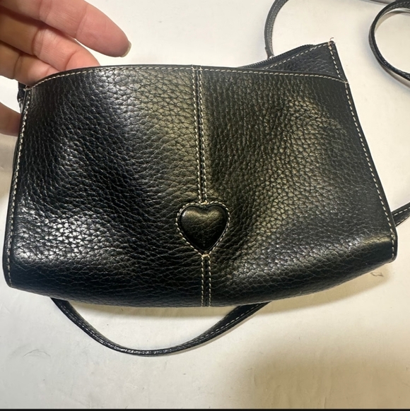 Brighton Elegant Black Leather & Suede Shoulder Bag - Picture 9 of 15